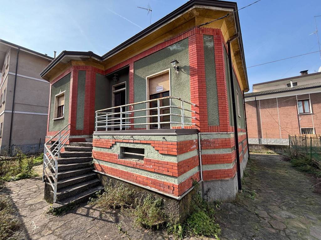 Casa indipendente a Piacenza in Via 4 Novembre, 34 - Foto 2