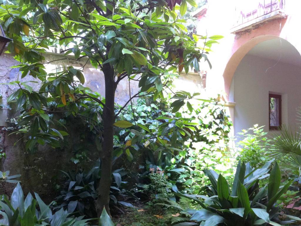 Casa indipendente a Mantova in Via Giovanni Arrivabene - Foto 5