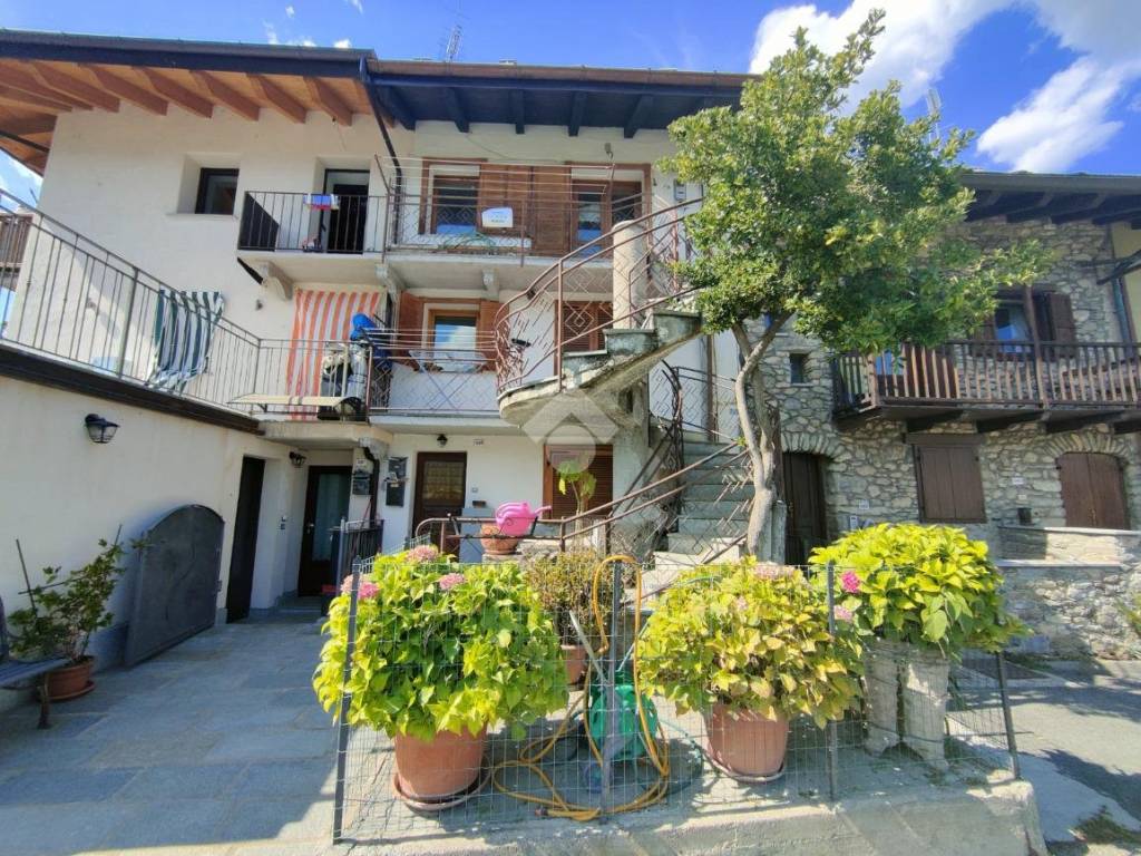 Appartamento a Saint-christophe in Via Senin, 88 - Foto 2