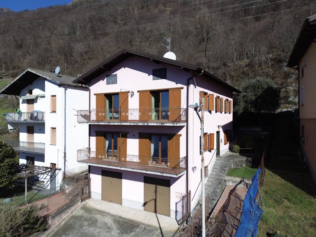 Villa a Trezzone in Via Provinciale - Foto 3