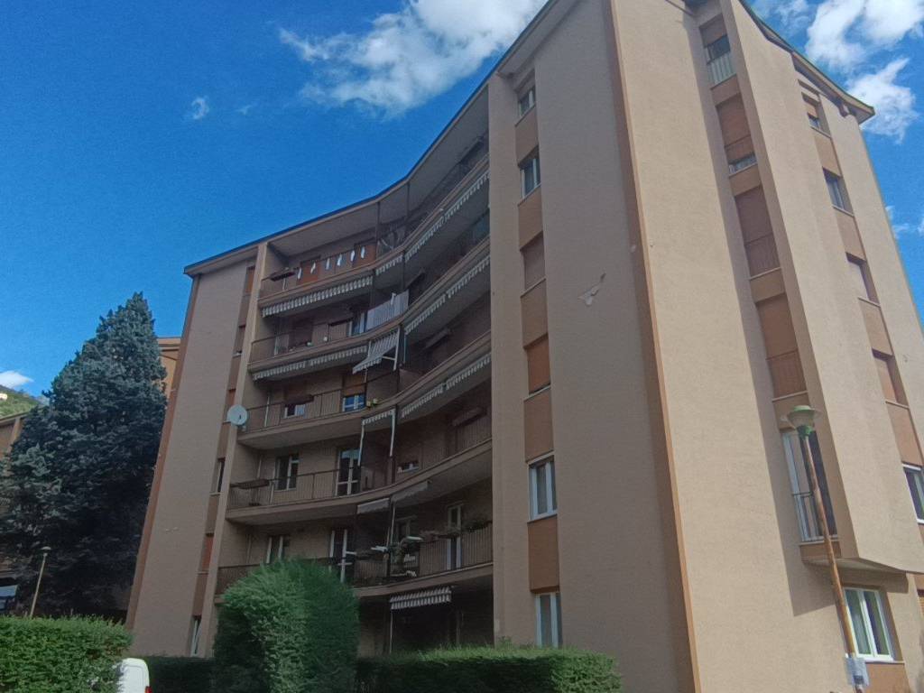 Appartamento a Aosta in Via Chaligne, 3 - Foto 3