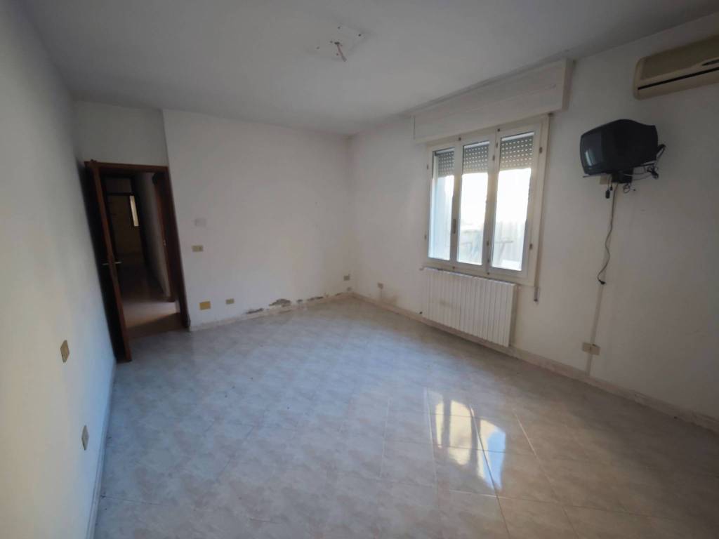 Casa indipendente a Comacchio in Via Camillo Benso di Cavour, 42 - Foto 3