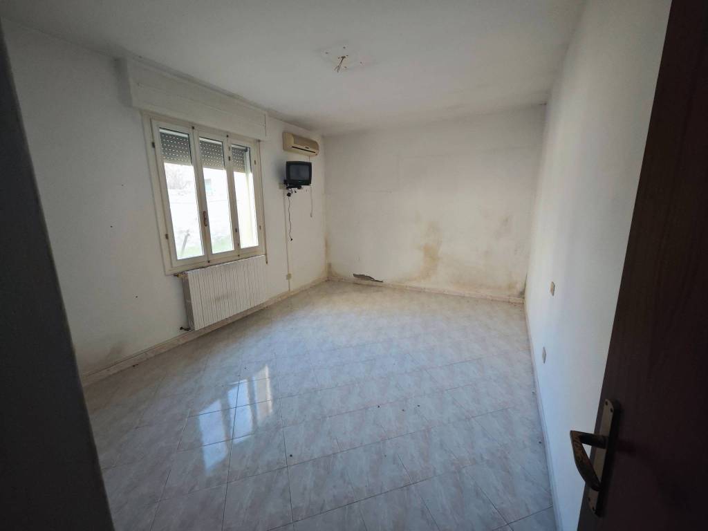 Casa indipendente a Comacchio in Via Camillo Benso di Cavour, 42 - Foto 5