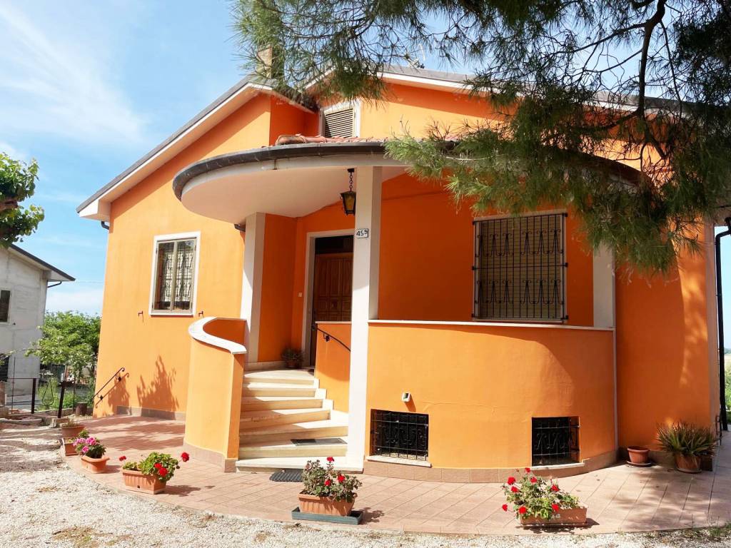 Casa indipendente a Senigallia in Strada Comunale del Filetto - Foto 2