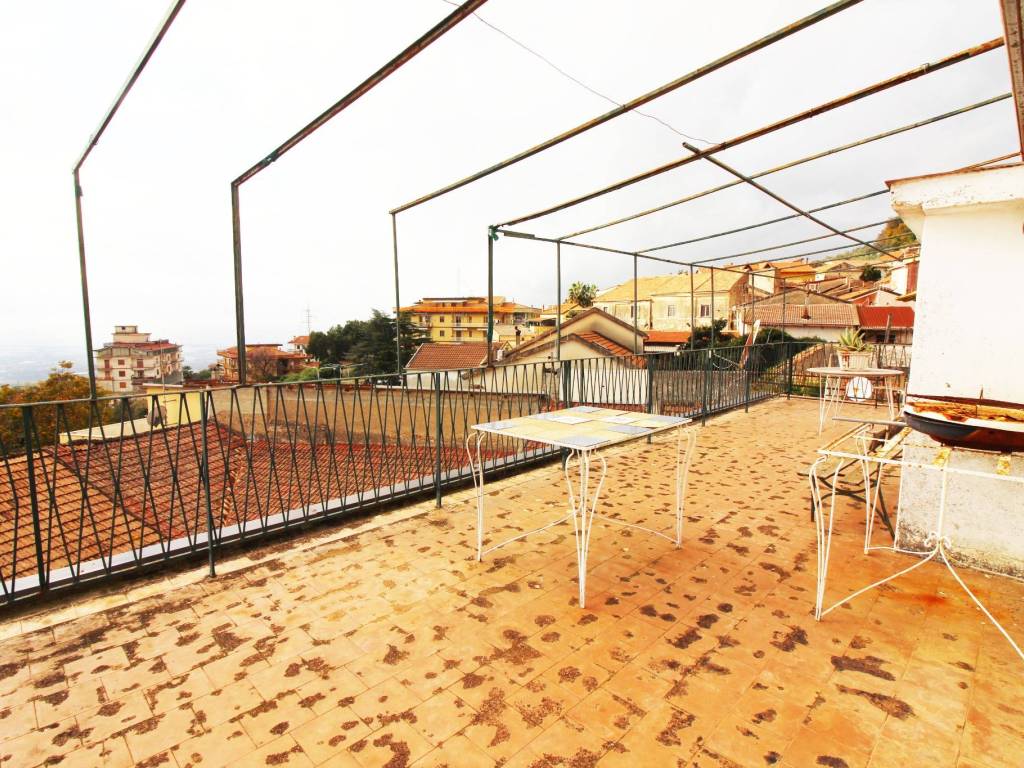 Palazzo / stabile a Montecorvino pugliano in Corso Germano Lamberti, 6 - Foto 3