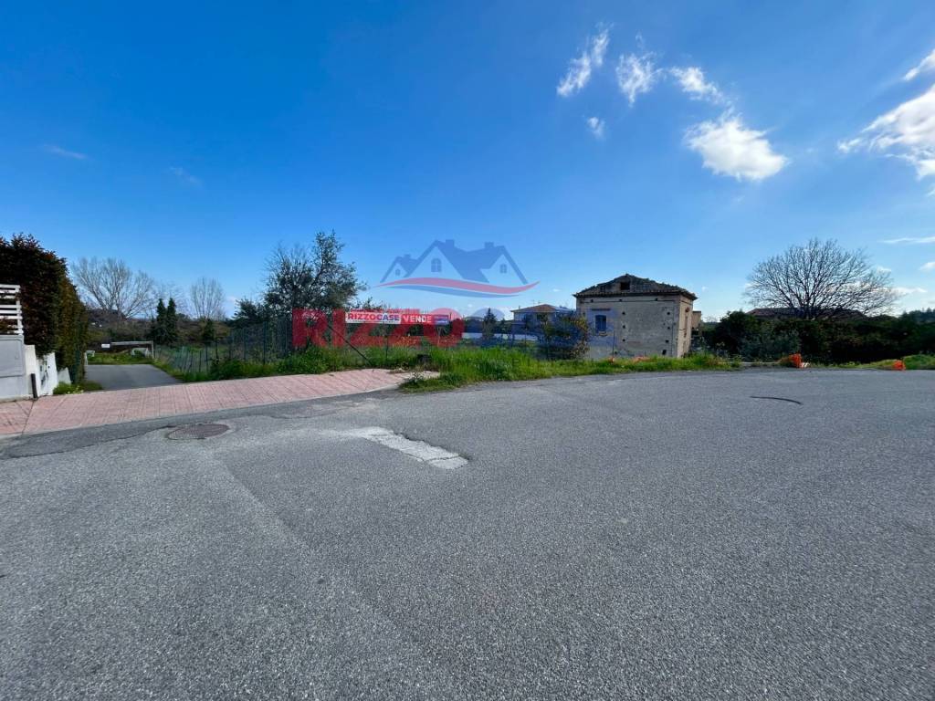 Terreno a Corigliano-rossano in C.da Leuca - via Beato Tommaso Maria Fusco - Foto 4