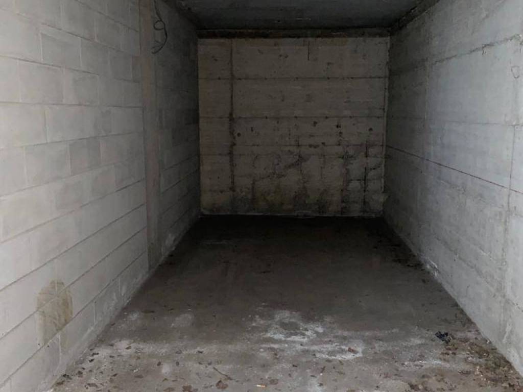 Box / garage a Merate in VIA DEGLI ALPINI, 6 - Foto 5