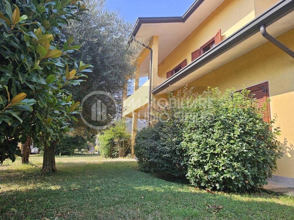 Villa a Borgo virgilio in Via Mantova, 27 - Foto 2