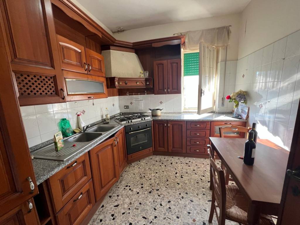 Appartamento a Aprilia in Via Terminillo - Foto 5