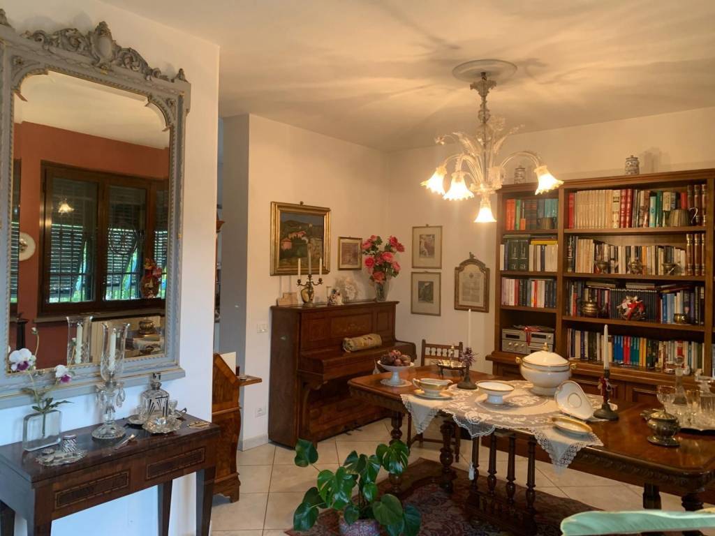 Appartamento a Lucca in via teresa bandettini - Foto 5