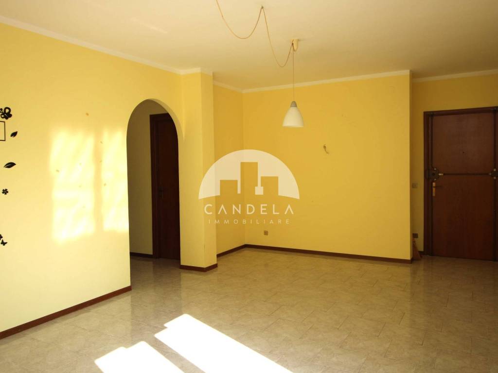 Appartamento a Mondovì in Via Giovan Battista Ressia, 5 - Foto 2