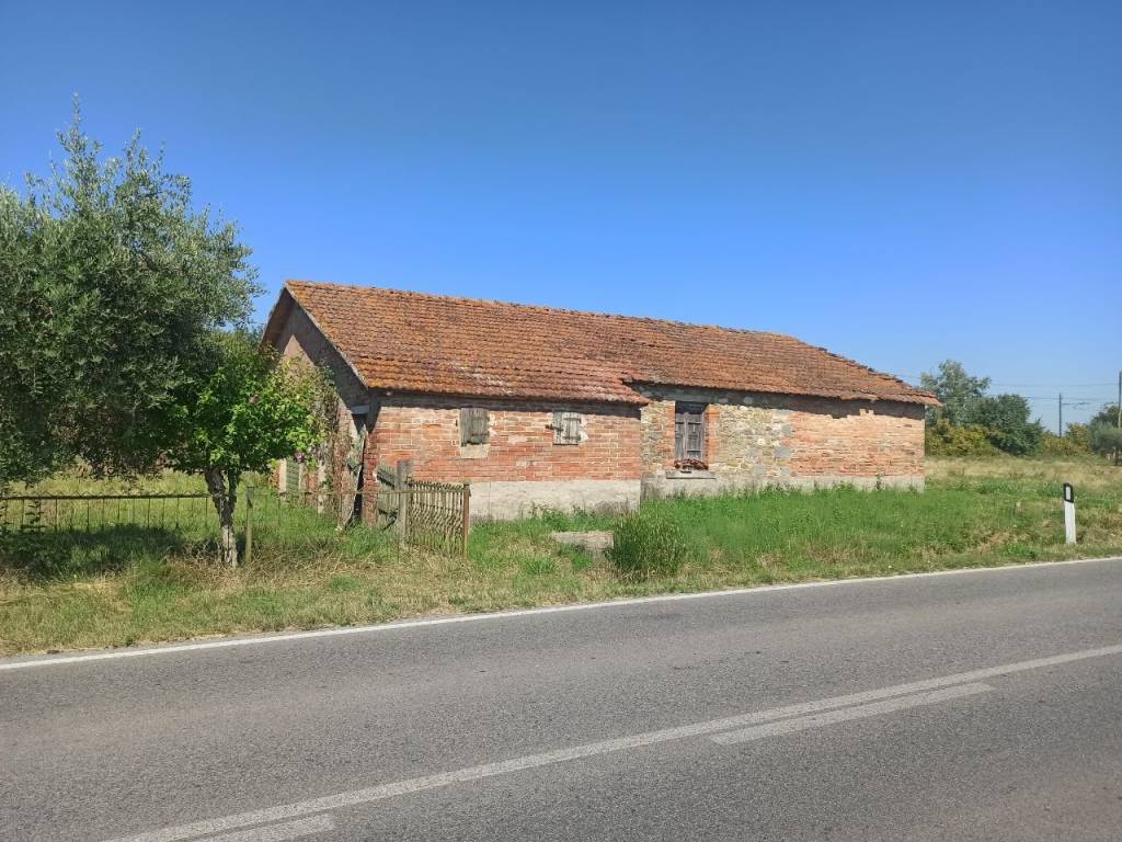 Villa a Castiglione del lago in Via Roma, 152 - Foto 2