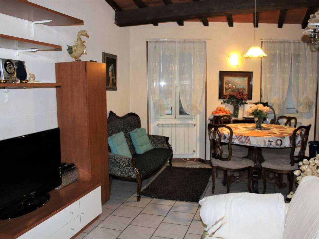 Appartamento a Pescia in Piazza San Romualdo, 14 - Foto 2