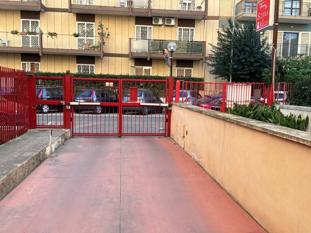 Appartamento a Bari in Via Giuseppe Petraglione - Foto 4