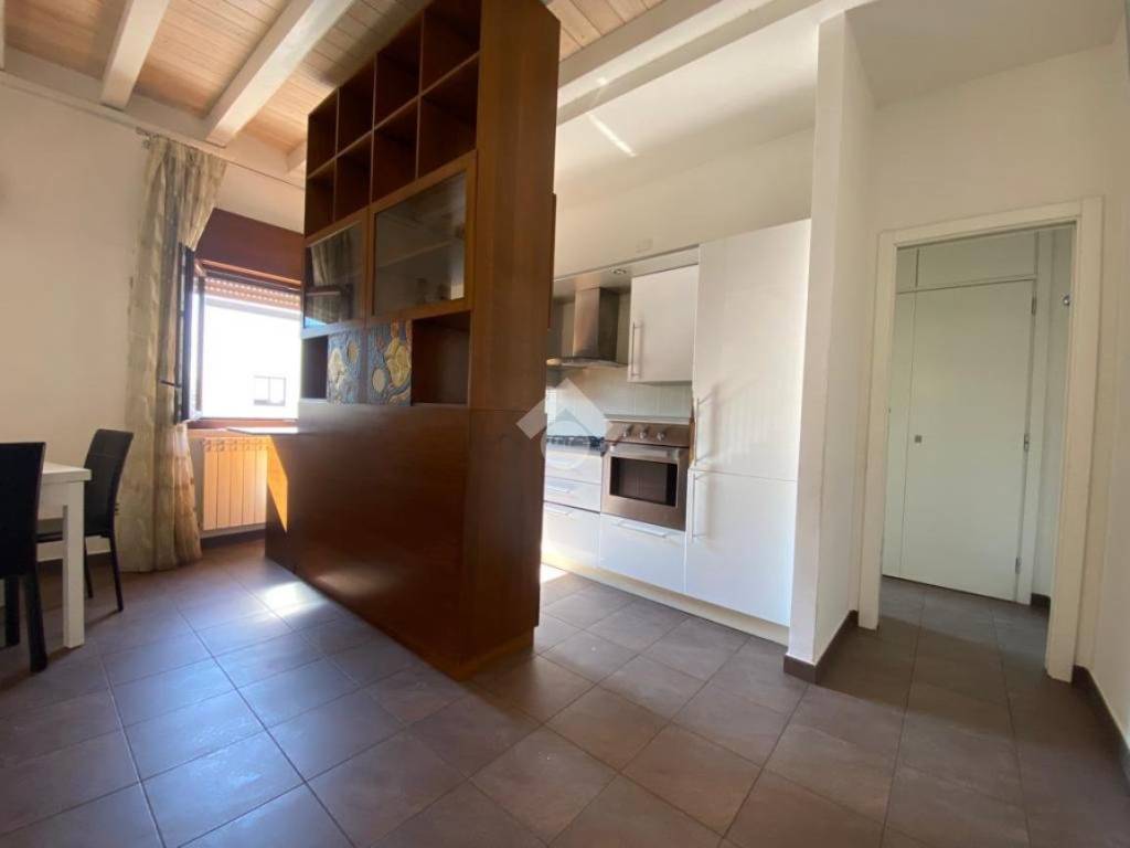 Appartamento a Crotone in Via Gioacchino da Fiore, 250 - Foto 2