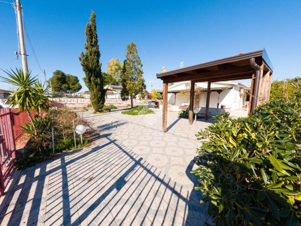 Villa a Manfredonia in Sciali delle rondinelle - Foto 1