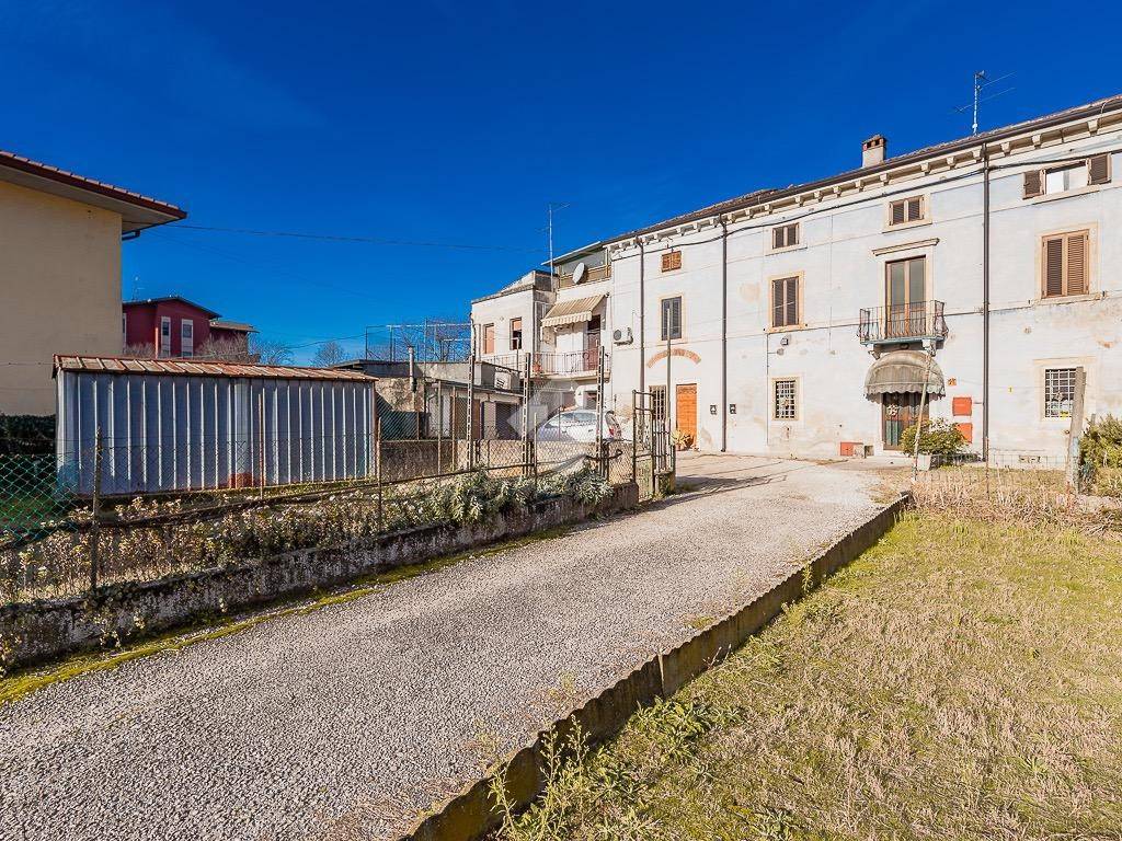 Casa indipendente a Vigasio in Via Montemezzi, 19 - Foto 2