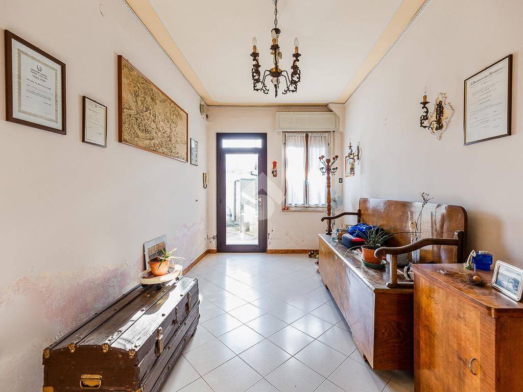Casa indipendente a Vigasio in Via Montemezzi, 19 - Foto 5
