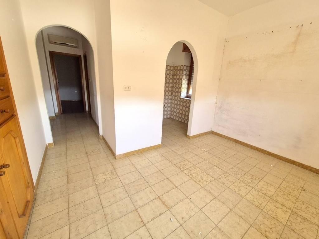 Appartamento a Carbonia in Via Sicilia - Foto 2