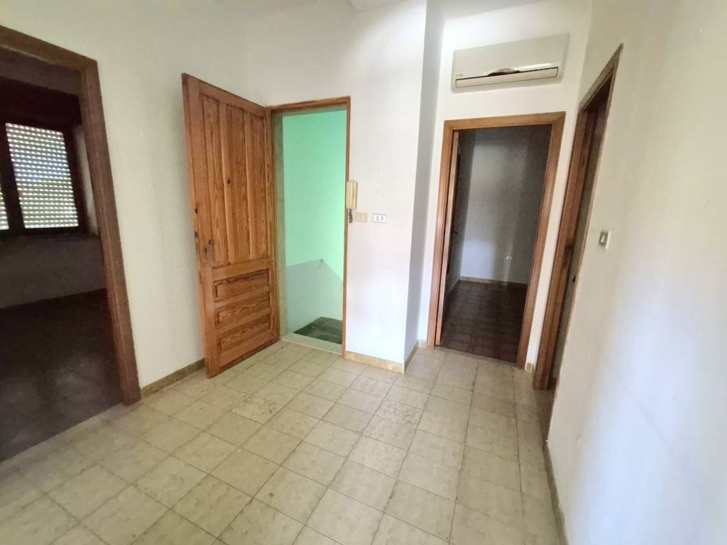 Appartamento a Carbonia in Via Sicilia - Foto 5