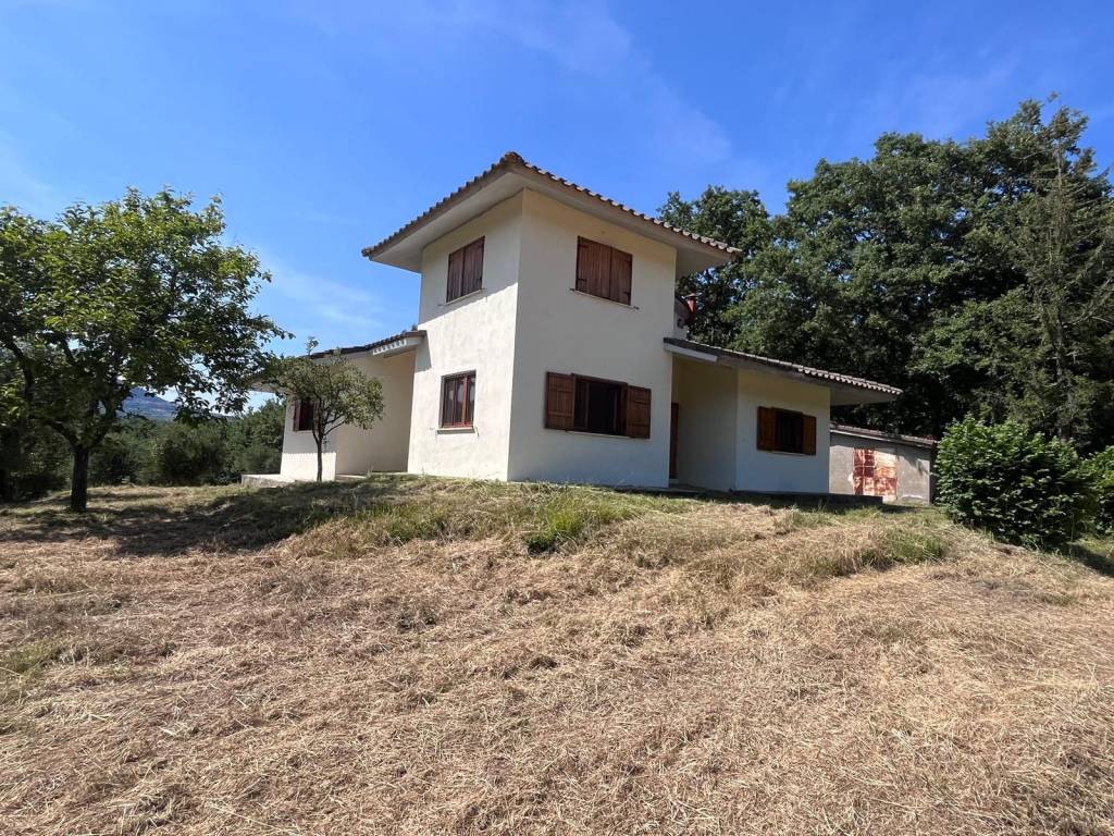 Villa a Sorano in Strada Provinciale Montorio - Foto 3