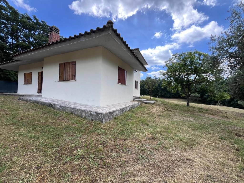 Villa a Sorano in Strada Provinciale Montorio - Foto 5