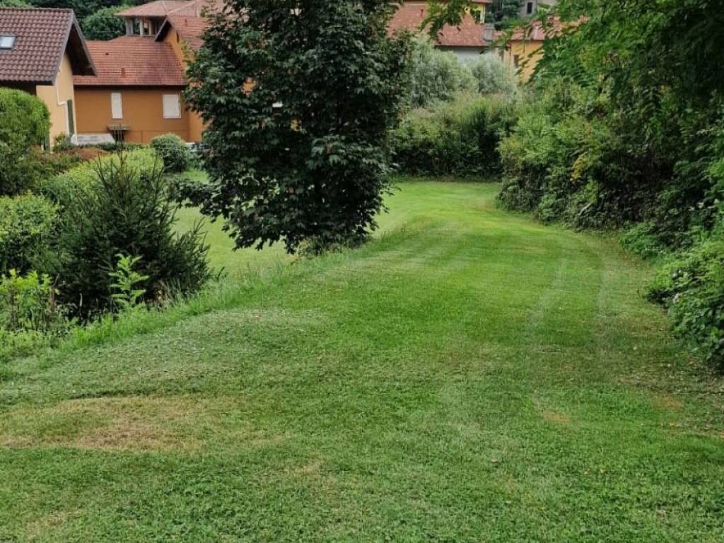 Terreno a Azzate in Via Montallegro - Foto 2