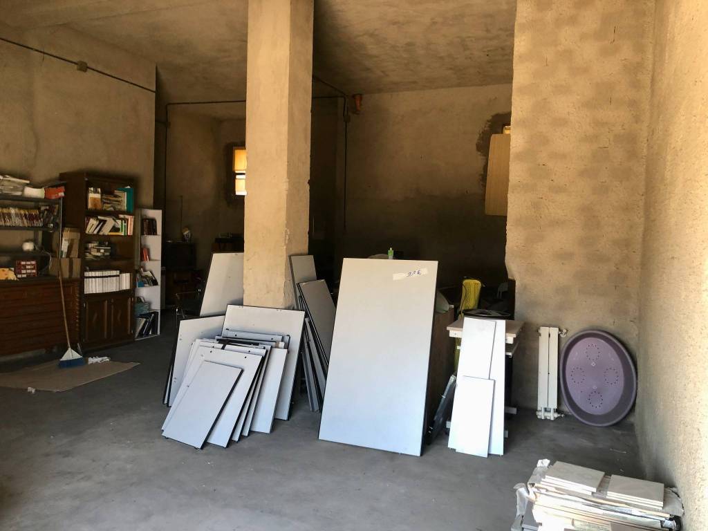 Box / garage a Monte romano in Via Toscana, 7 - Foto 5