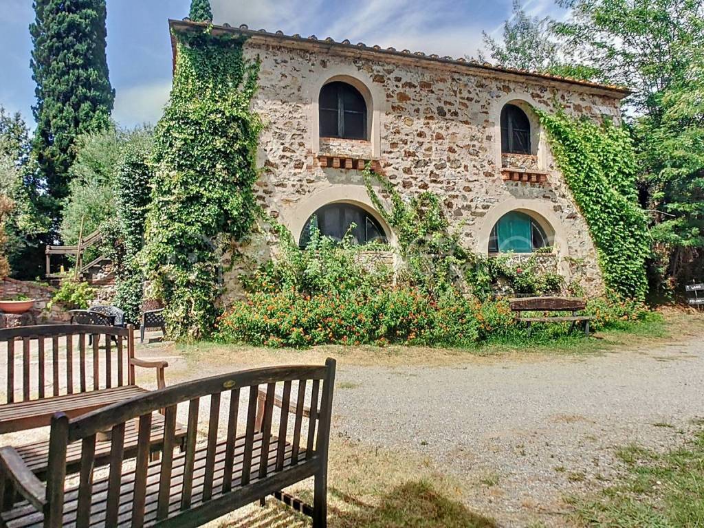 Rustico / casale a Serravalle pistoiese in Via Poggiolina Bassa, 8 - Foto 2