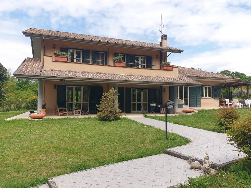 Villa a Ceccano in Via Cantinella, 101 - Foto 2