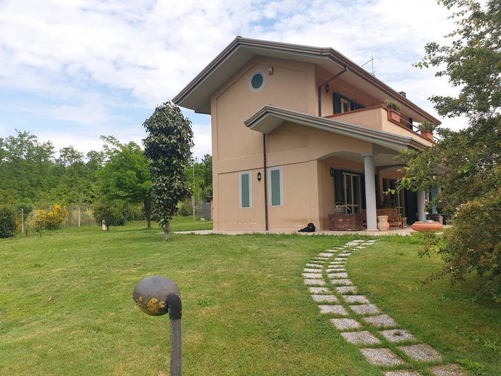 Villa a Ceccano in Via Cantinella, 101 - Foto 4