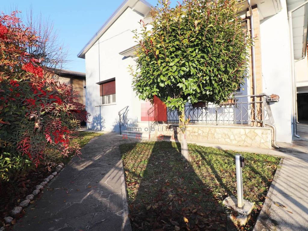Villa a Moglia in via tiziano 24 moglia - Foto 2