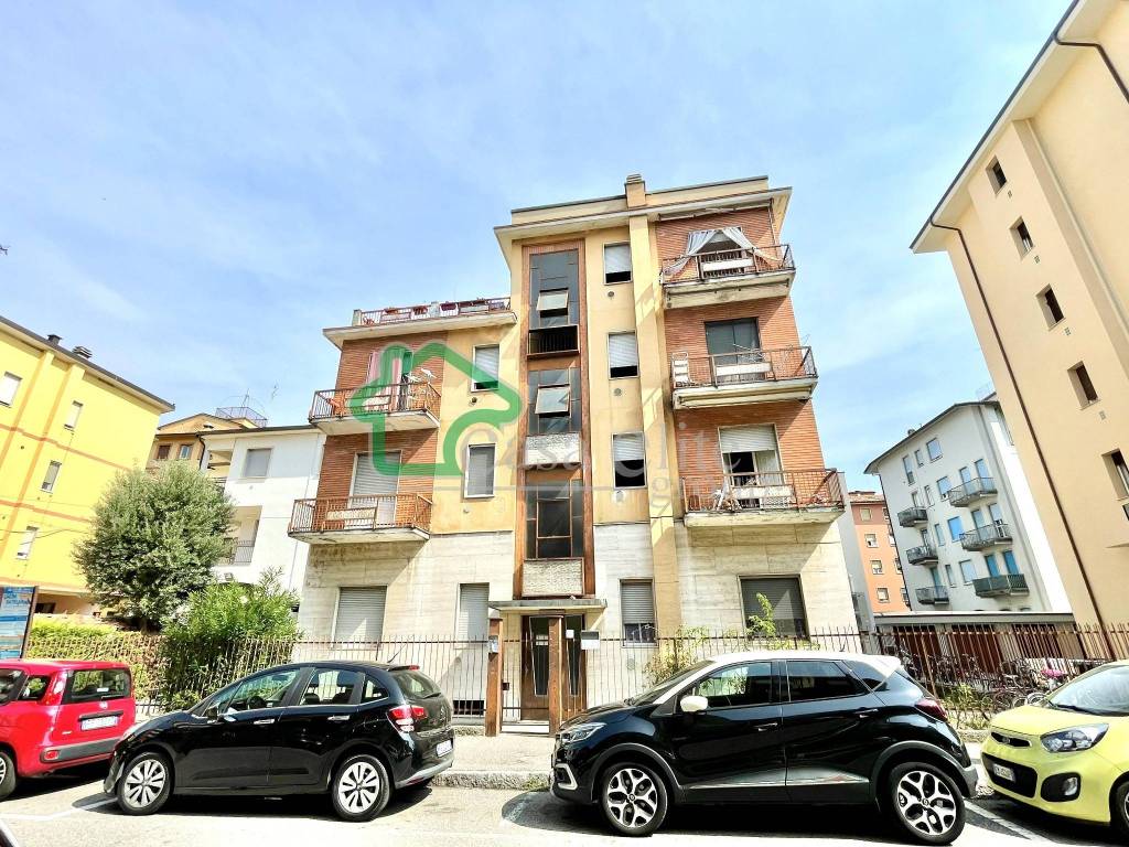 Palazzo / stabile a Lodi in Via Lago di Garda - Foto 2