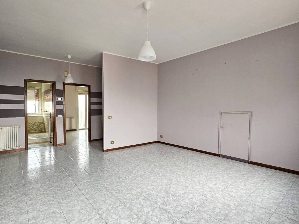 Appartamento a Regalbuto in Largo Enna - Foto 4