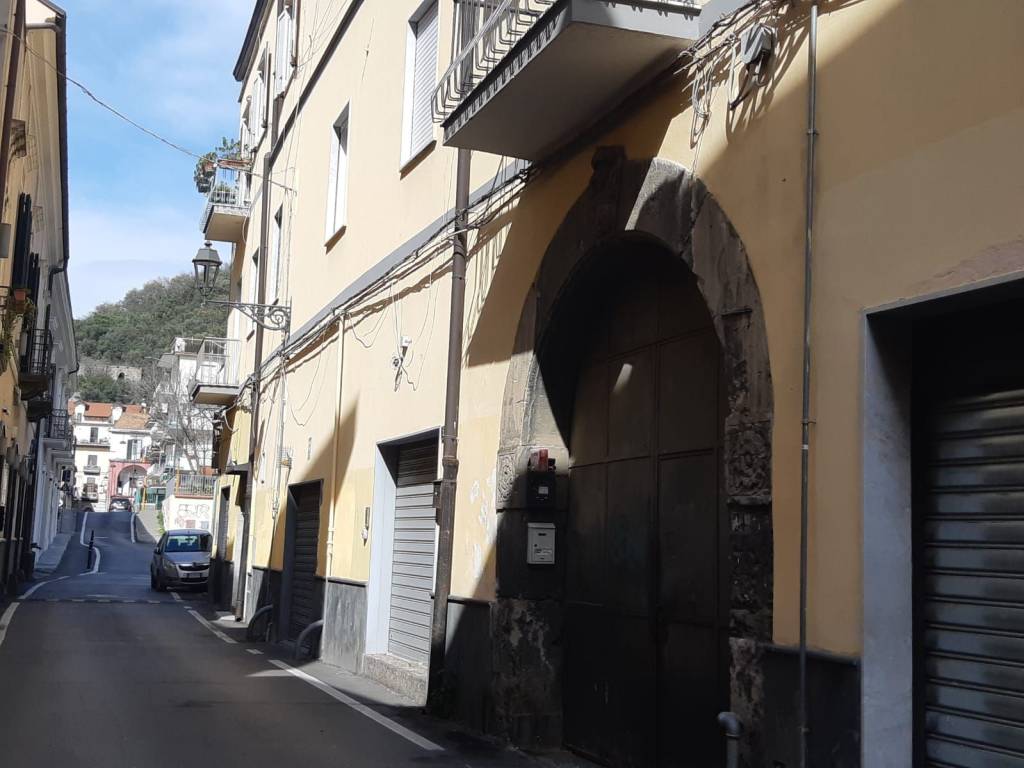 Appartamento a Nocera inferiore in Via Filippo Dentice D'Accadia, 34 - Foto 4