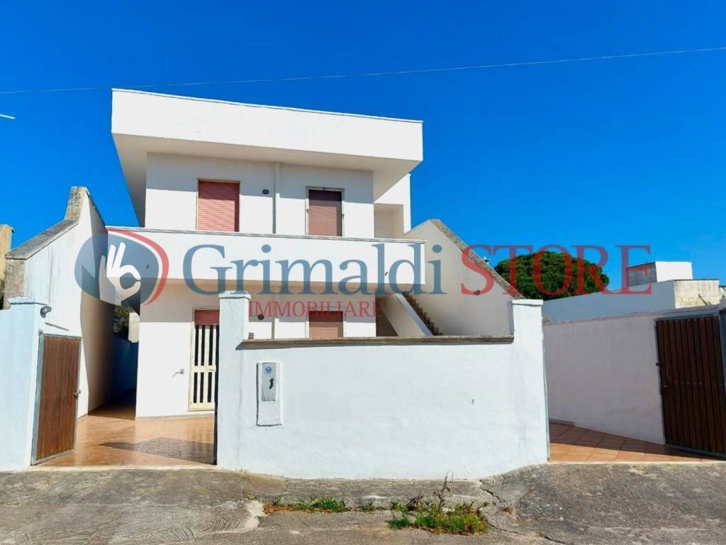 Villa a Squinzano in Via Pesce Siluro, 37 - Foto 2