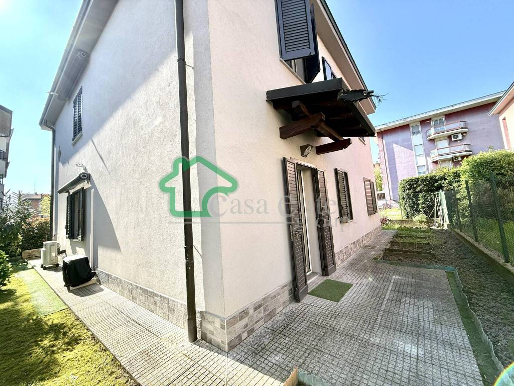 Villa a Lodi in Viale Sicilia - Foto 2