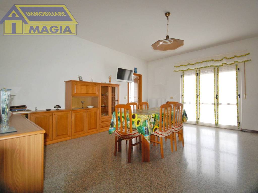 Appartamento a Castignano in CONTRADA GALVONI - Foto 2