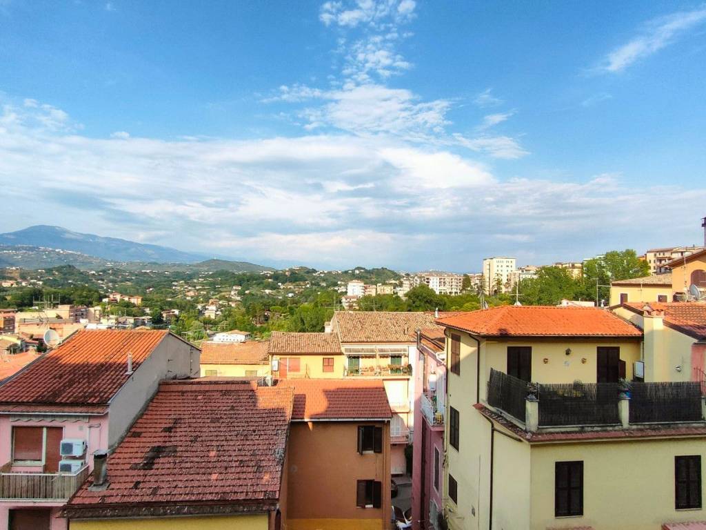 Appartamento a Frosinone in Via Marco Minghetti - Foto 2
