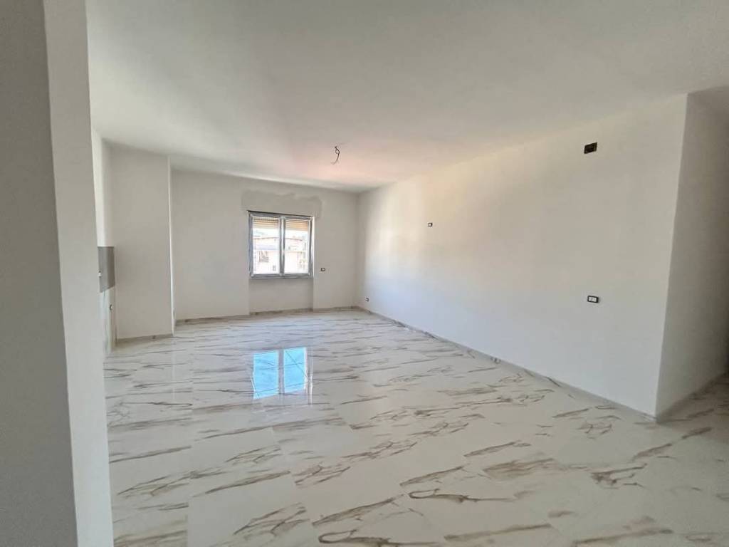 Appartamento a Battipaglia in Via Giovanni Pascoli - Foto 2