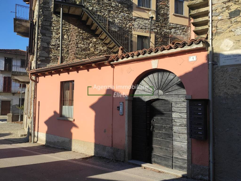 Appartamento a Brovello-carpugnino in Piazza 1 Gennaio - Foto 4