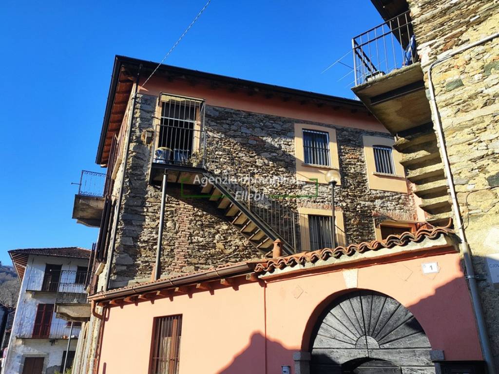 Appartamento a Brovello-carpugnino in Piazza 1 Gennaio - Foto 5