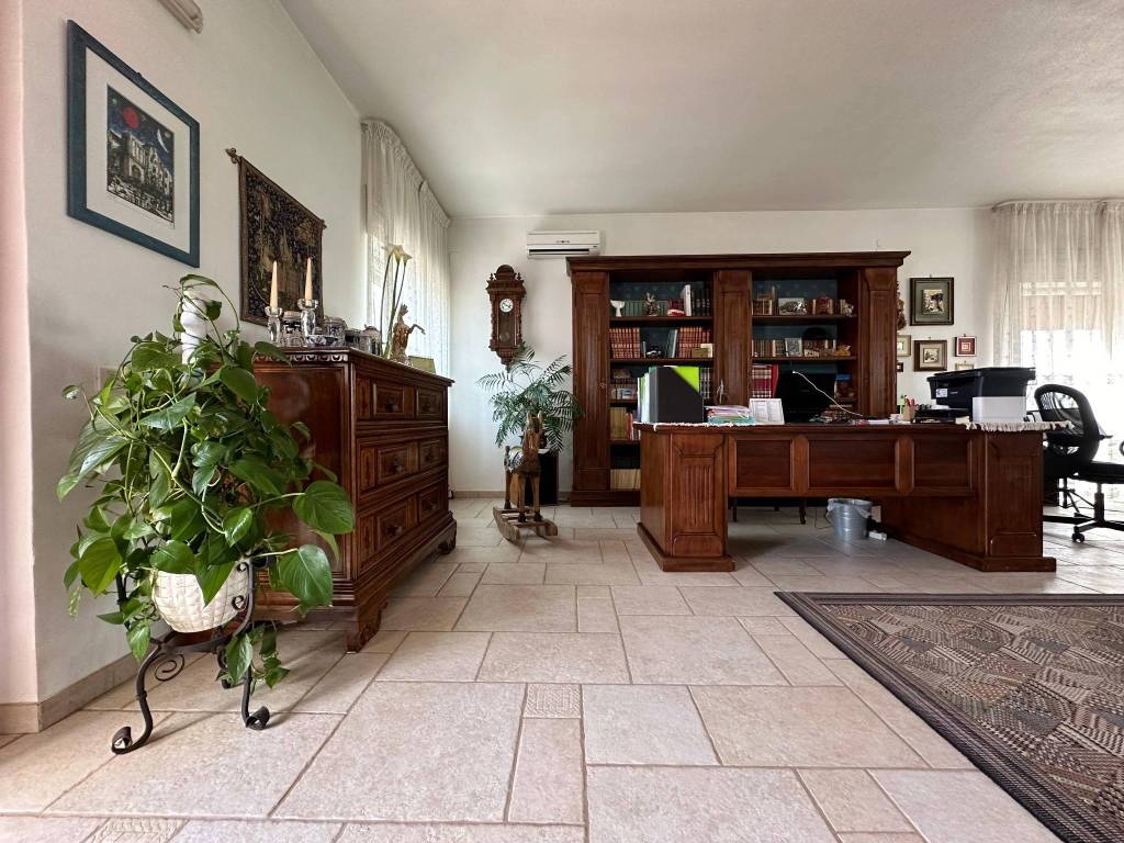 Villa a Bari in Strada Giardinelli, 14 - Foto 1