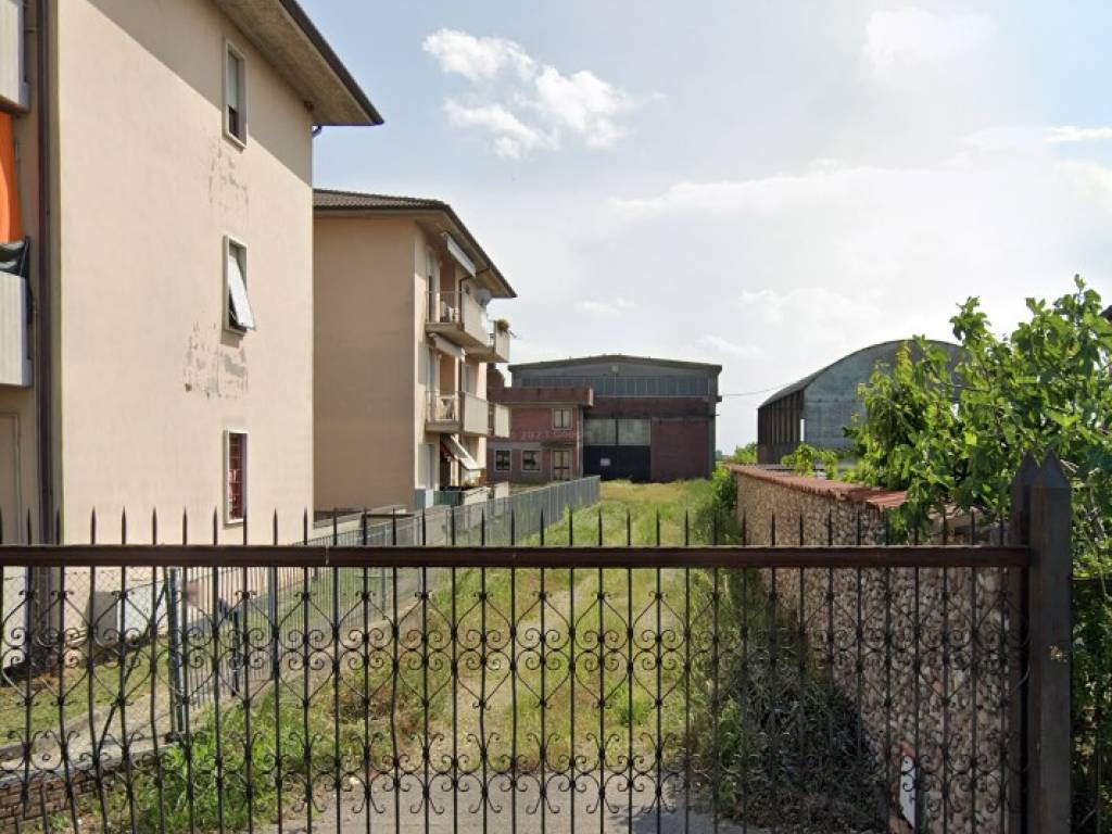 Terreno a Villafranca di verona in Via Dosdegà - Foto 3