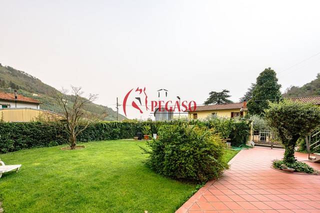 Villa a Pescia in Via Mammianese Nord - Foto 5