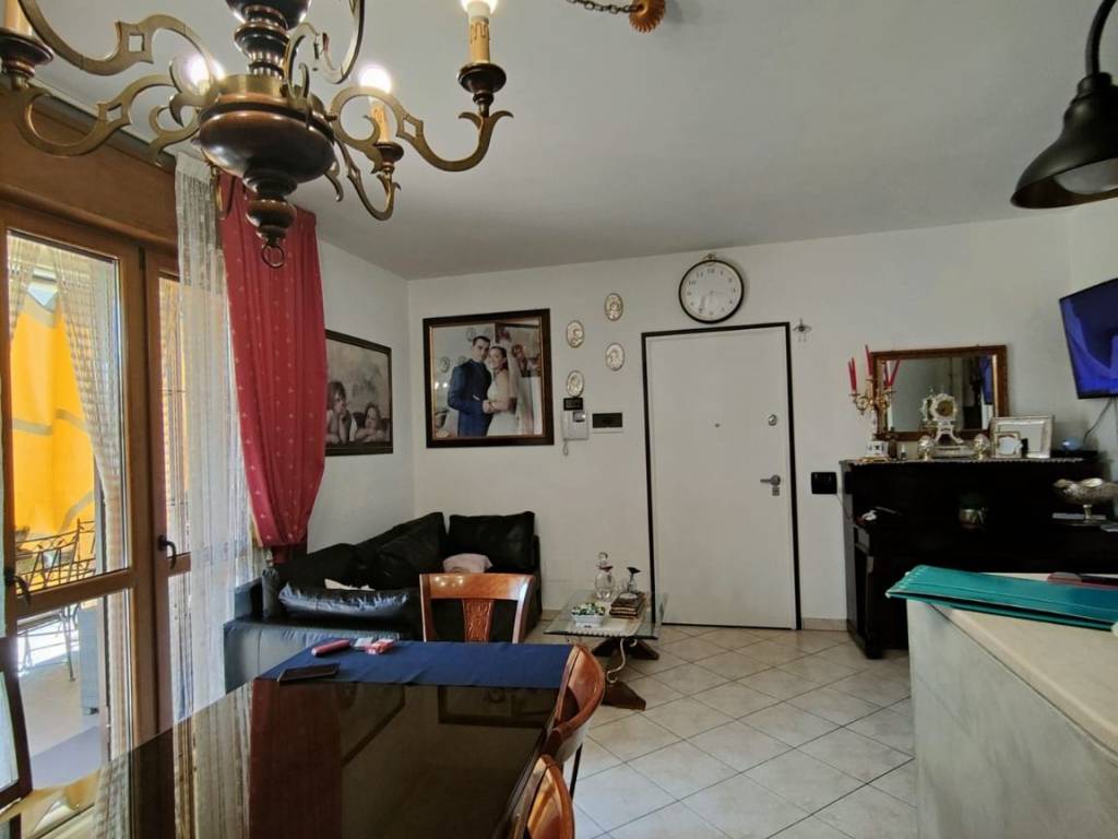 Appartamento a Reggio emilia in Via Dante Zanichelli - Foto 5