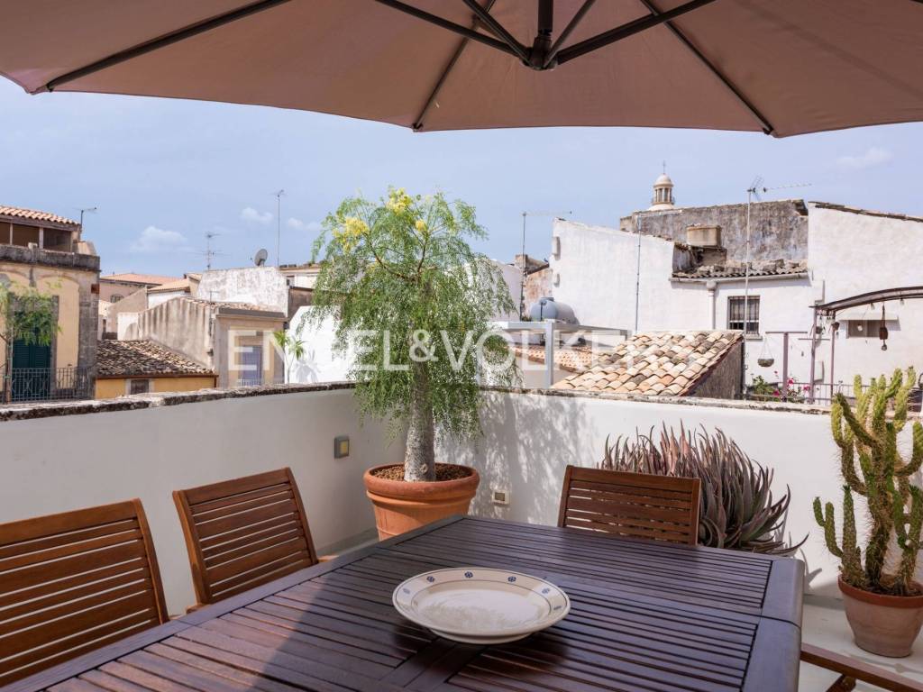 Loft / open space a Noto in Via Dottore Tamagnino - Foto 4