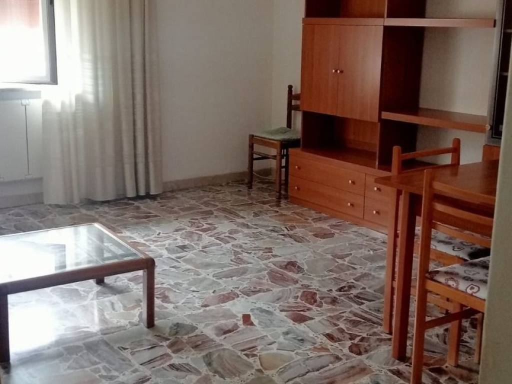 Appartamento a Fabriano in Via Francesco Faldi, 41 - Foto 4