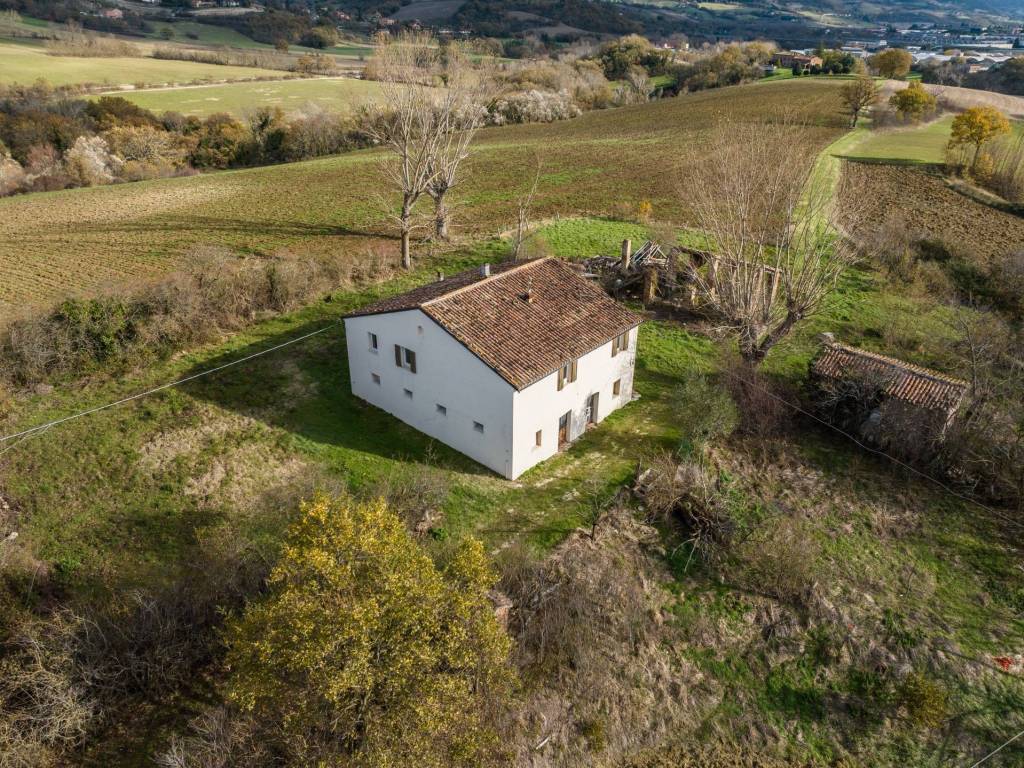 Rustico / casale a Fabriano in Via Cortina San Nicolò - Foto 4
