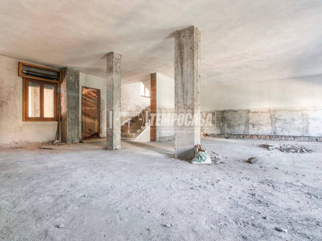 Appartamento a Lurago marinone in Via Carolina Litta Rusca 17/31 - Foto 5